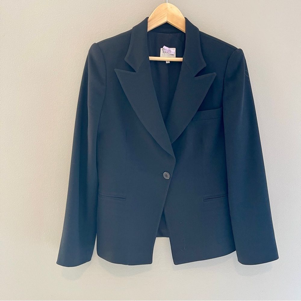 Armani Collezinio Black Blazer Jacket Minimalist Sz 10 Made in Italy Virgin Wool